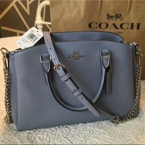 NWT Coach Purse !!